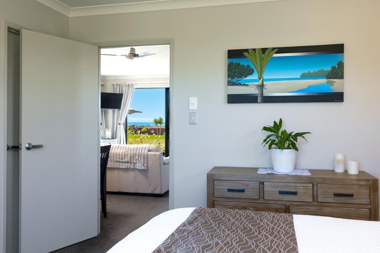 Ocean View Beachfront Apartment Blenheim Exterior foto